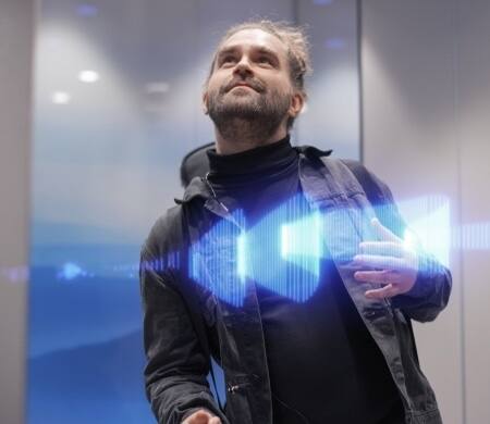 Luo tunnelmaa hissimusiikilla